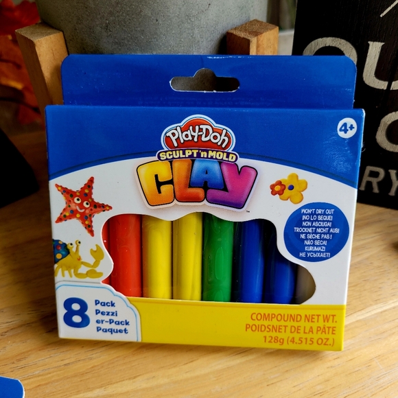 Play-Doh Sculpt'n'Mold Clay - Picture 3 of 6